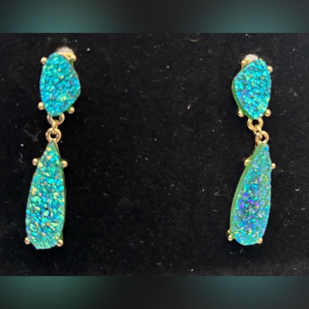 Elegant Gold and Blue Dangle Earrings